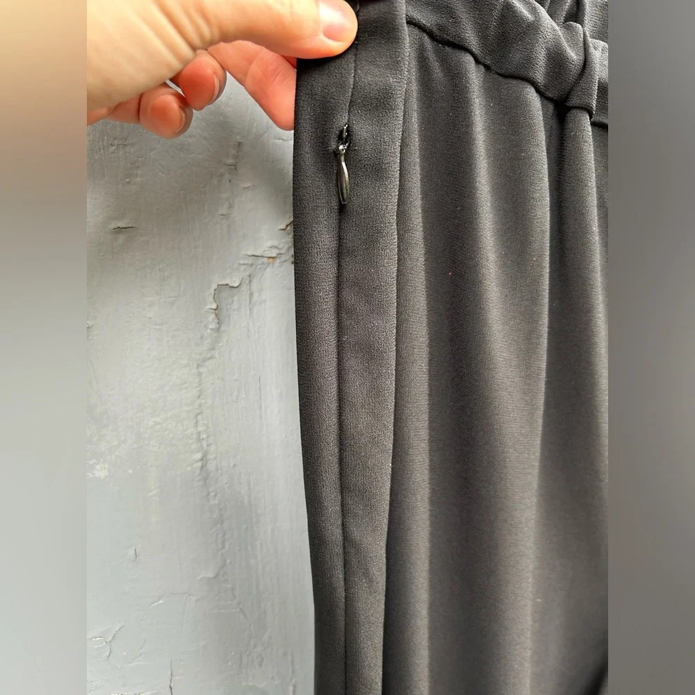 Babaton Black Crepe Serif Pant, size XL - Picture 6 of 12